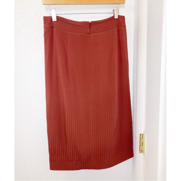 • MM LAFLEUR • Lenox 2.0 Silk Blend Geometric Draped MIDI Skirt SZ: 8 - Picture 10 of 11